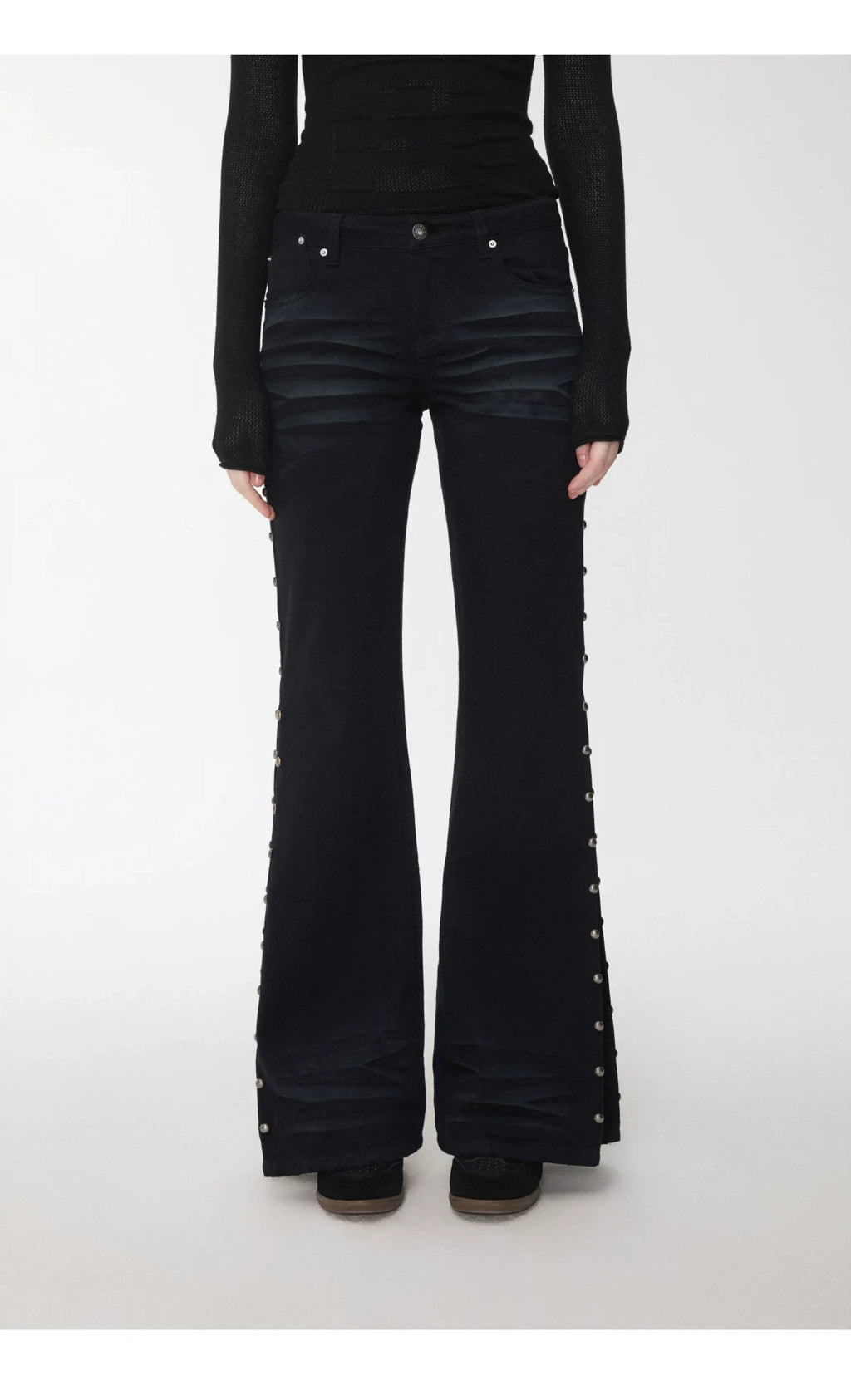 CAT-WHISKER STUDDED FLARED JEANS – 2colors