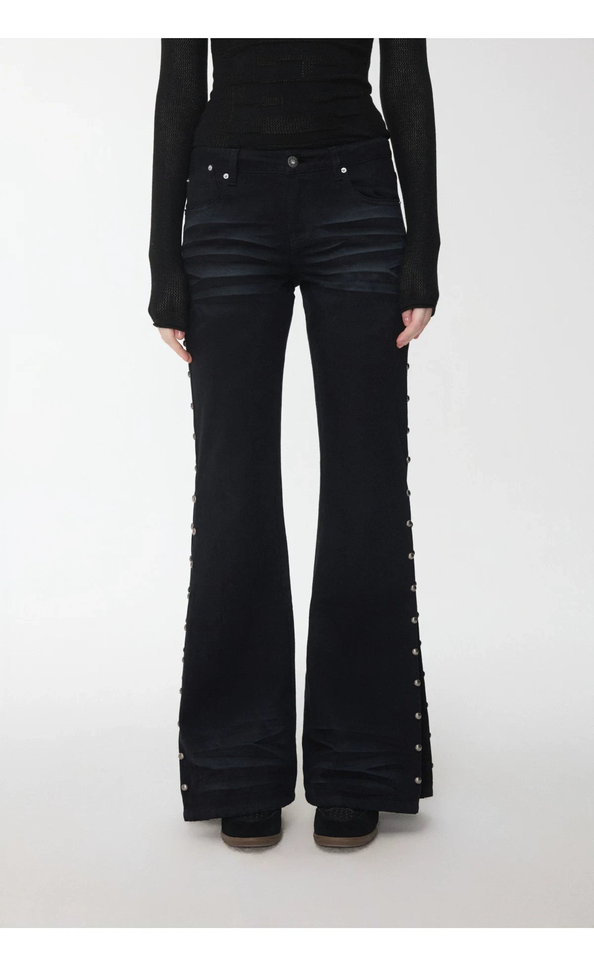 CAT-WHISKER STUDDED FLARED JEANS – 2colors
