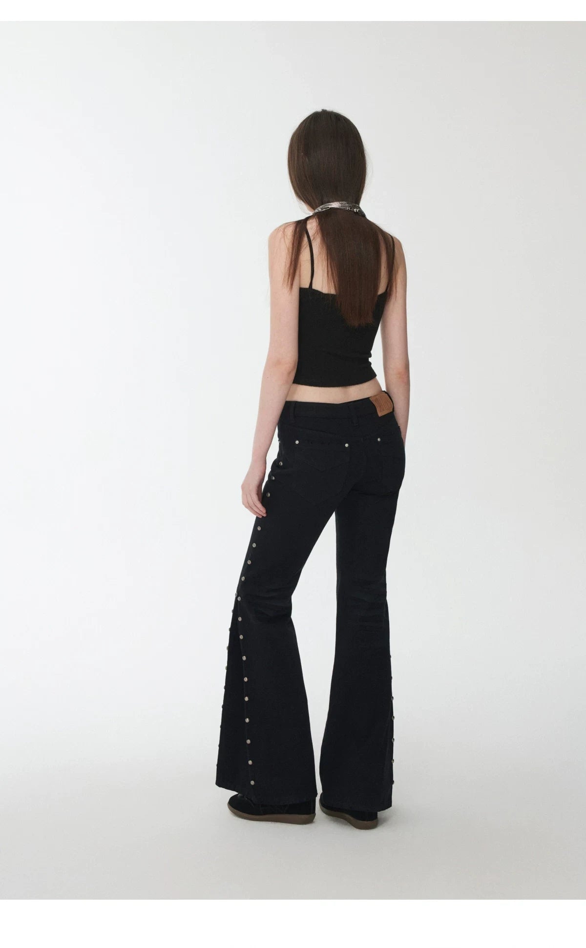 CAT-WHISKER STUDDED FLARED JEANS – 2colors