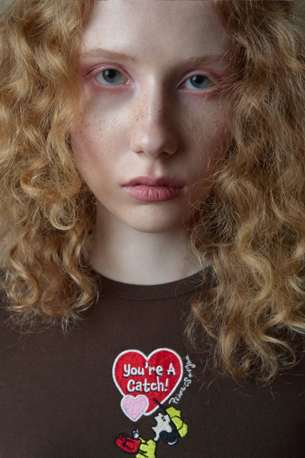 PEANUTS EMBROIDERED FLUTTER-SLEEVE TEE – 3colors