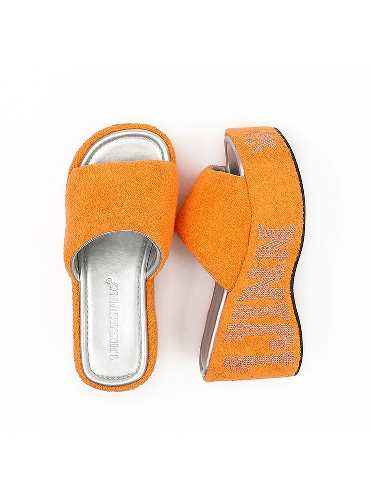 JETSET JEALOUSY PLATFORM SANDALS – ORANGE