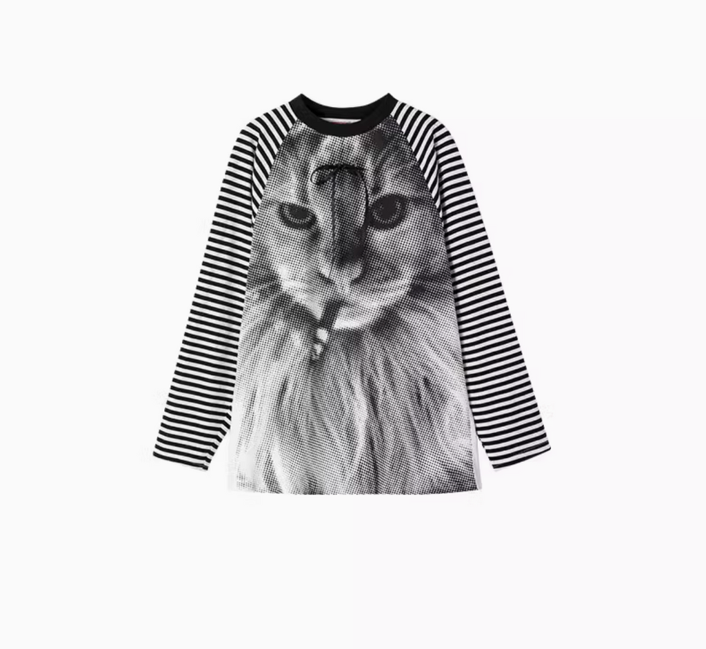SMOKING CAT PRINT T-SHIRT