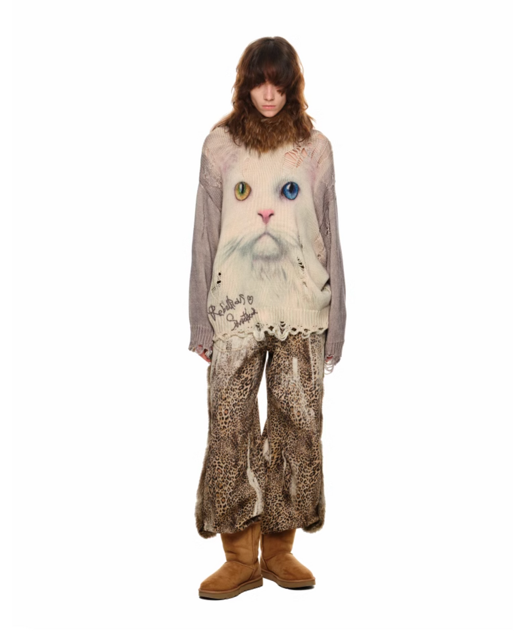 FIERCE CAT FURRY FRIEND OVERSIZED SWEATER – BLACK