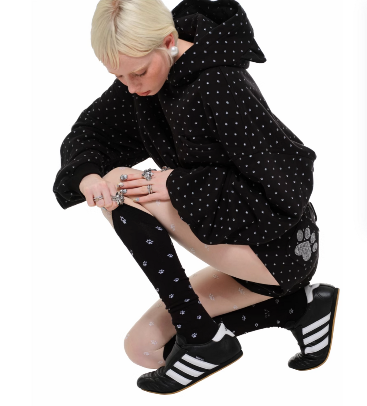 NYKKO CROPPED HOODIE + SWEATSHORTS 2-PIECE SET – 2colors