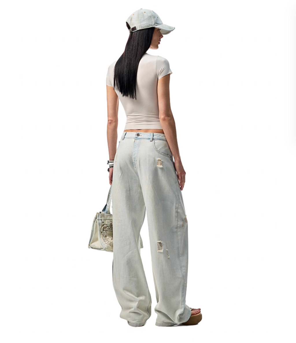 CHU LIGHT BLUE WIDE-LEG JEANS
