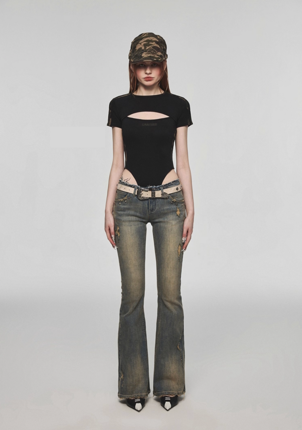 Y2K STUDS JEANS