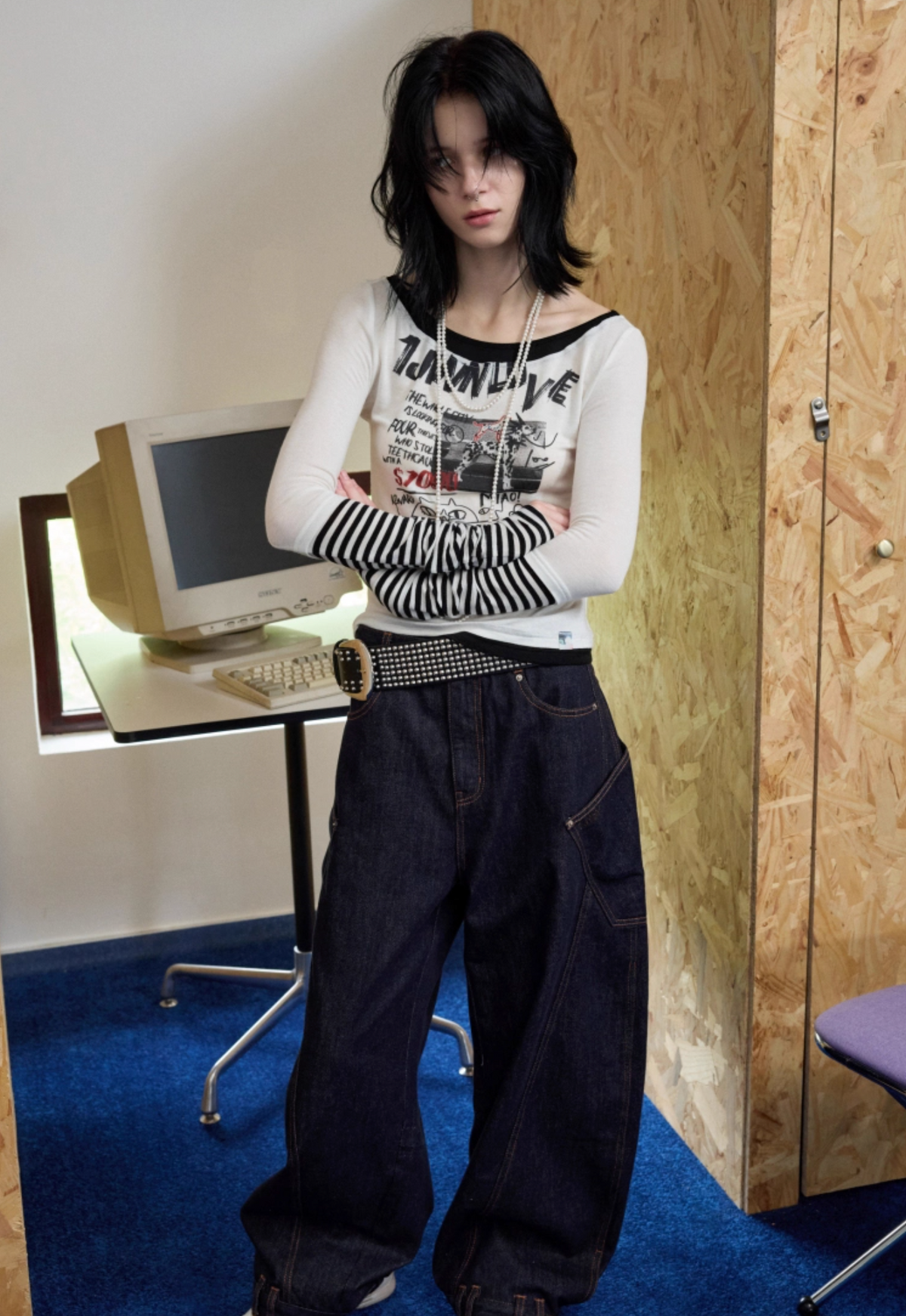 GWEN GRAFFITI PRINTED T-SHIRT