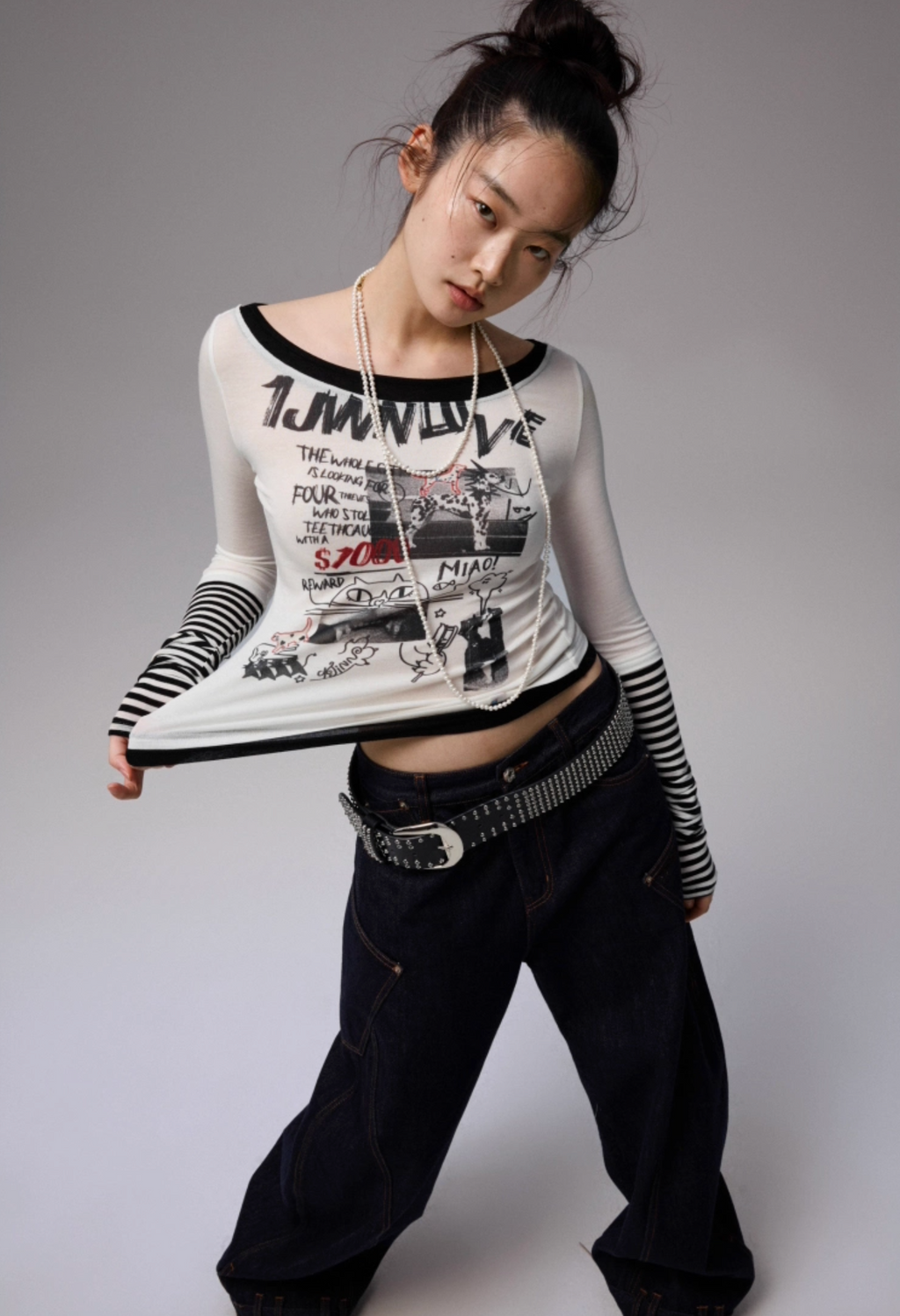 GWEN GRAFFITI PRINTED T-SHIRT