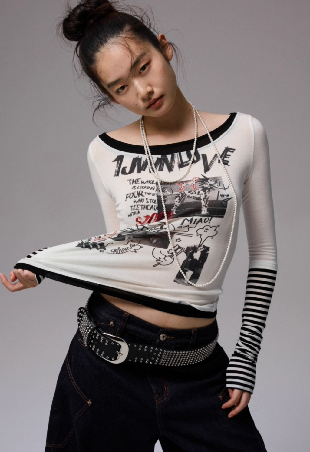 GWEN GRAFFITI PRINTED T-SHIRT