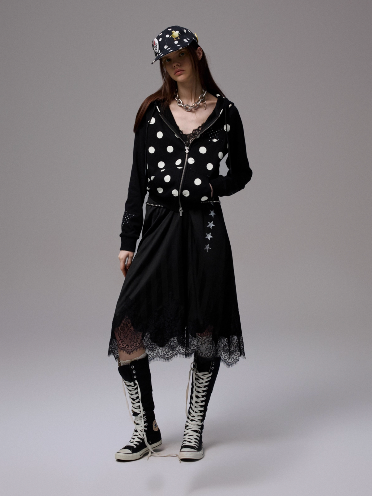🇯🇵MAMIAブラック×ホワイト ドット柄ジップアップパーカー