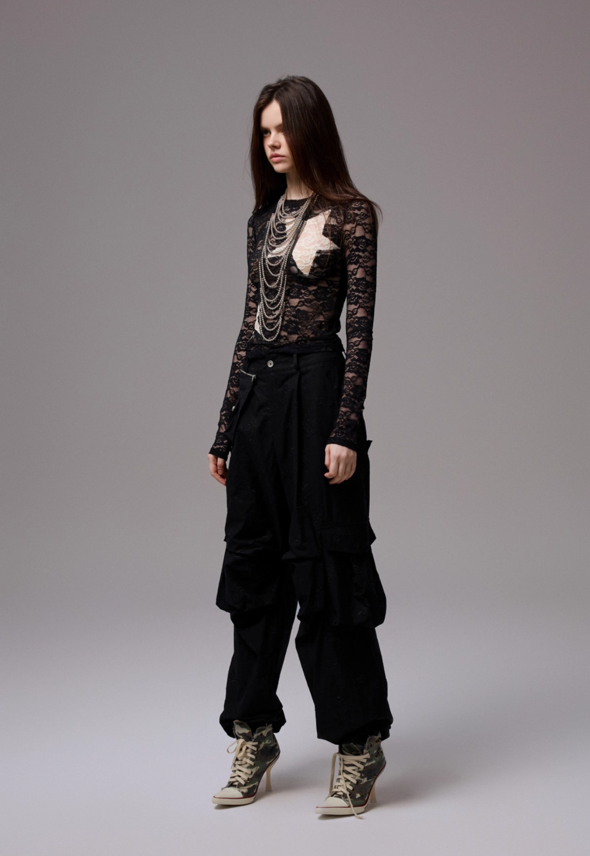 STAR VINTAGE LACE TOP