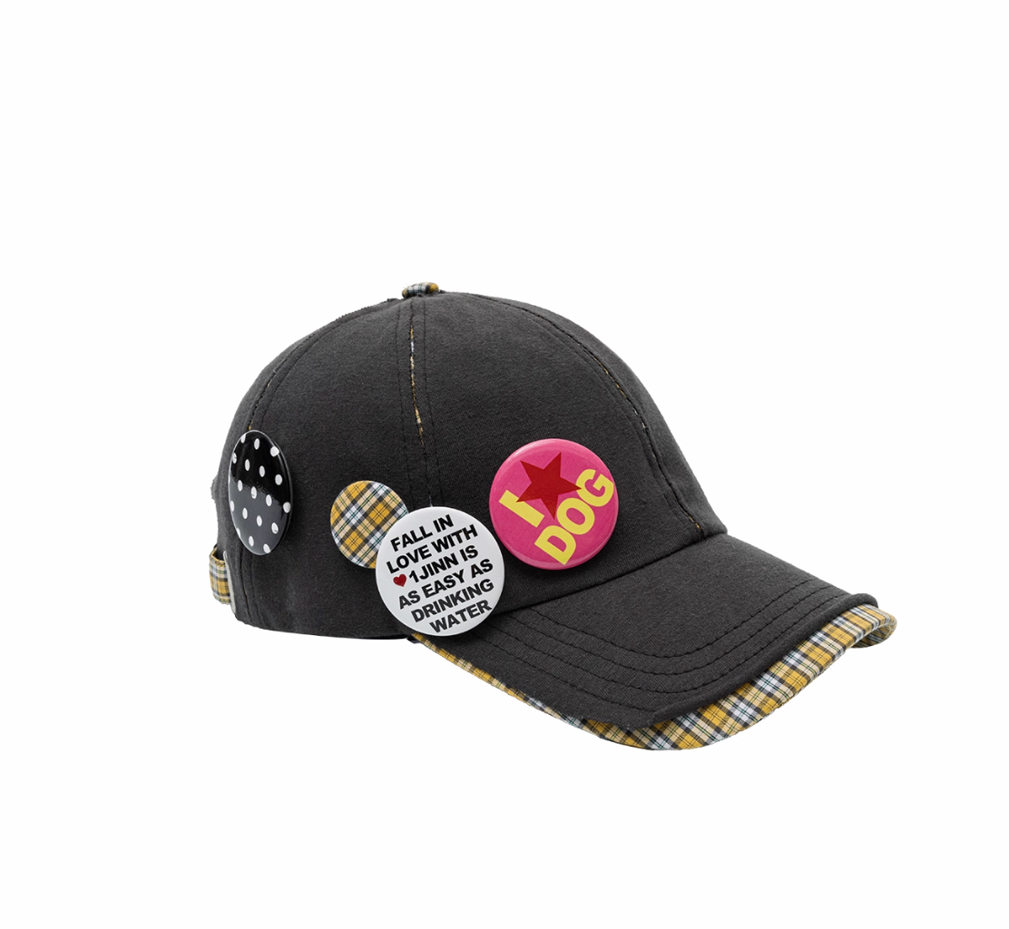 DARK GRAY CONTRAST POP CAP + PLAYFUL REMOVABLE PIN BADGES