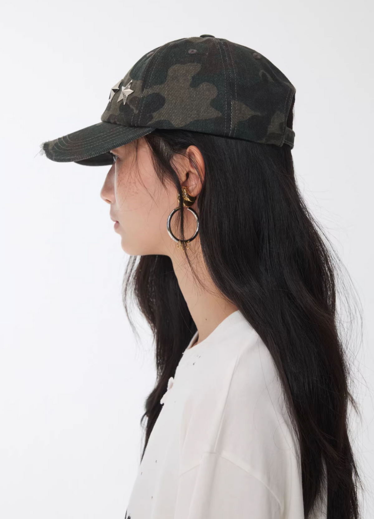 DISTRESSED STAR-STUDDED BASEBALL CAP – GREEN CAMOUFLAGE