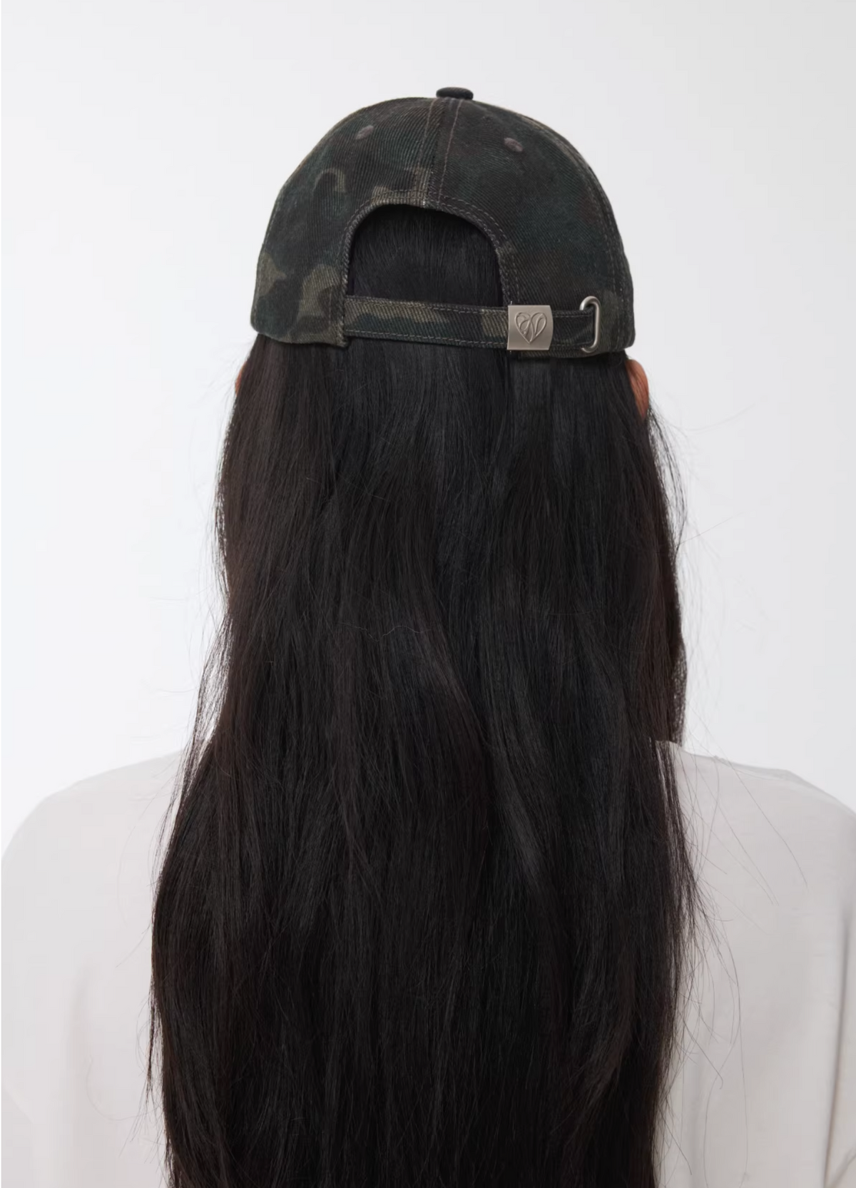 DISTRESSED STAR-STUDDED BASEBALL CAP – GREEN CAMOUFLAGE