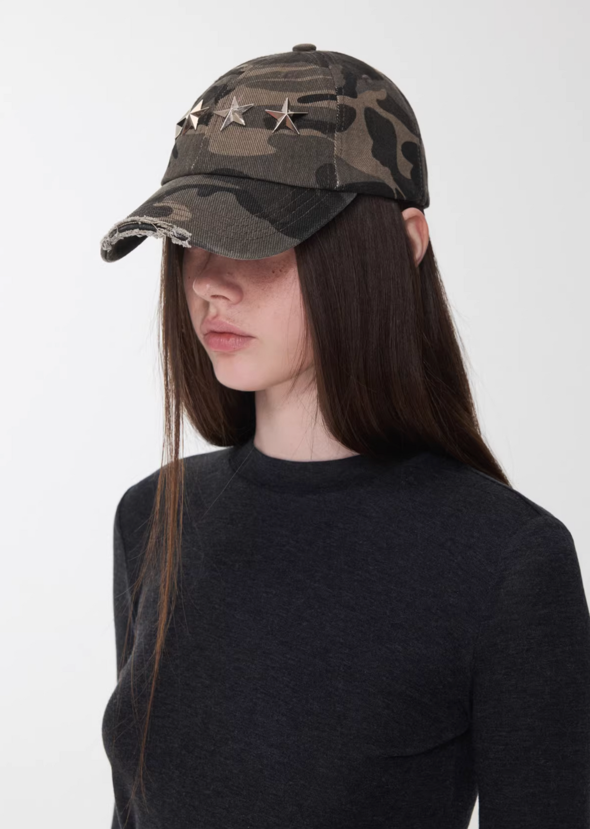 DISTRESSED STAR-STUDDED BASEBALL CAP – GRAY CAMOUFLAGE