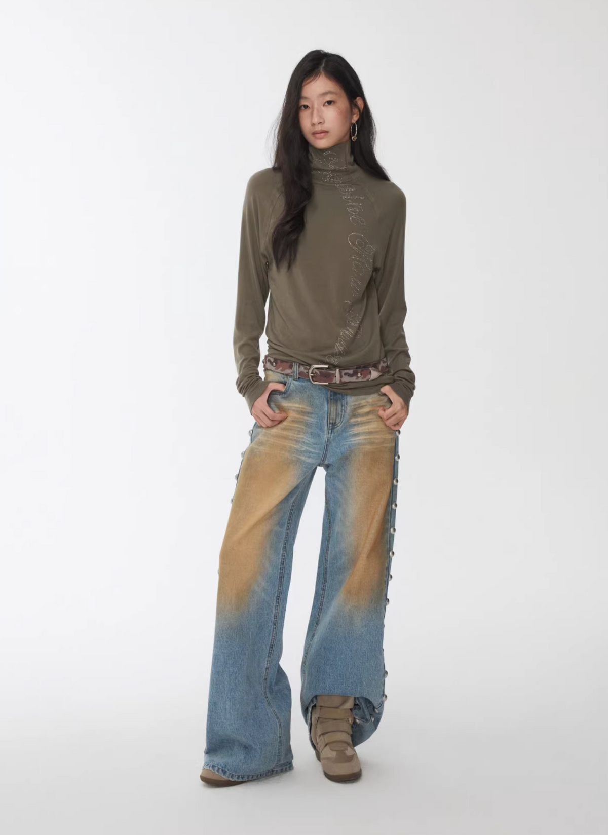 BRONZE HORIZON WASH BUTTON-SIDE JEANS