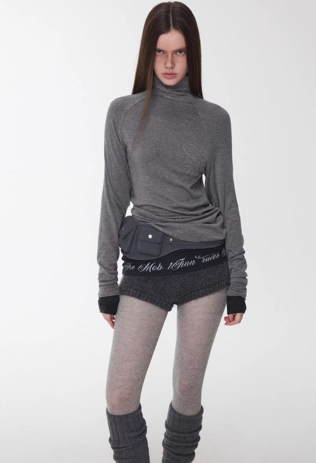 CRYSTAL LETTERING HIGH-NECK TOP – 4colors