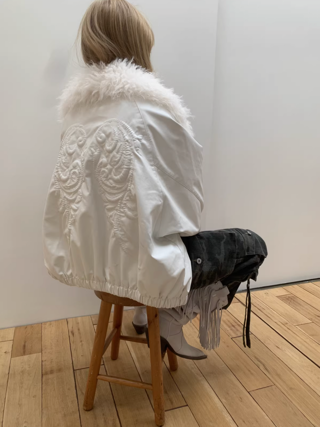 ANGEL WING FUR-COLLAR JACKET – 2colors