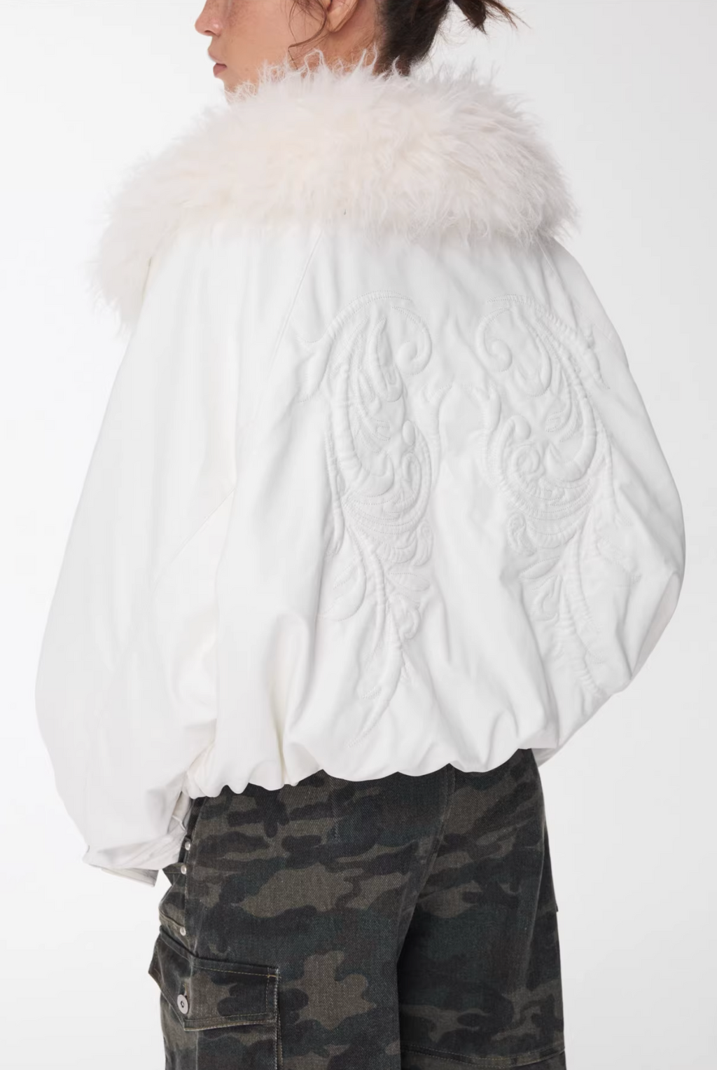 ANGEL WING FUR-COLLAR JACKET – 2colors