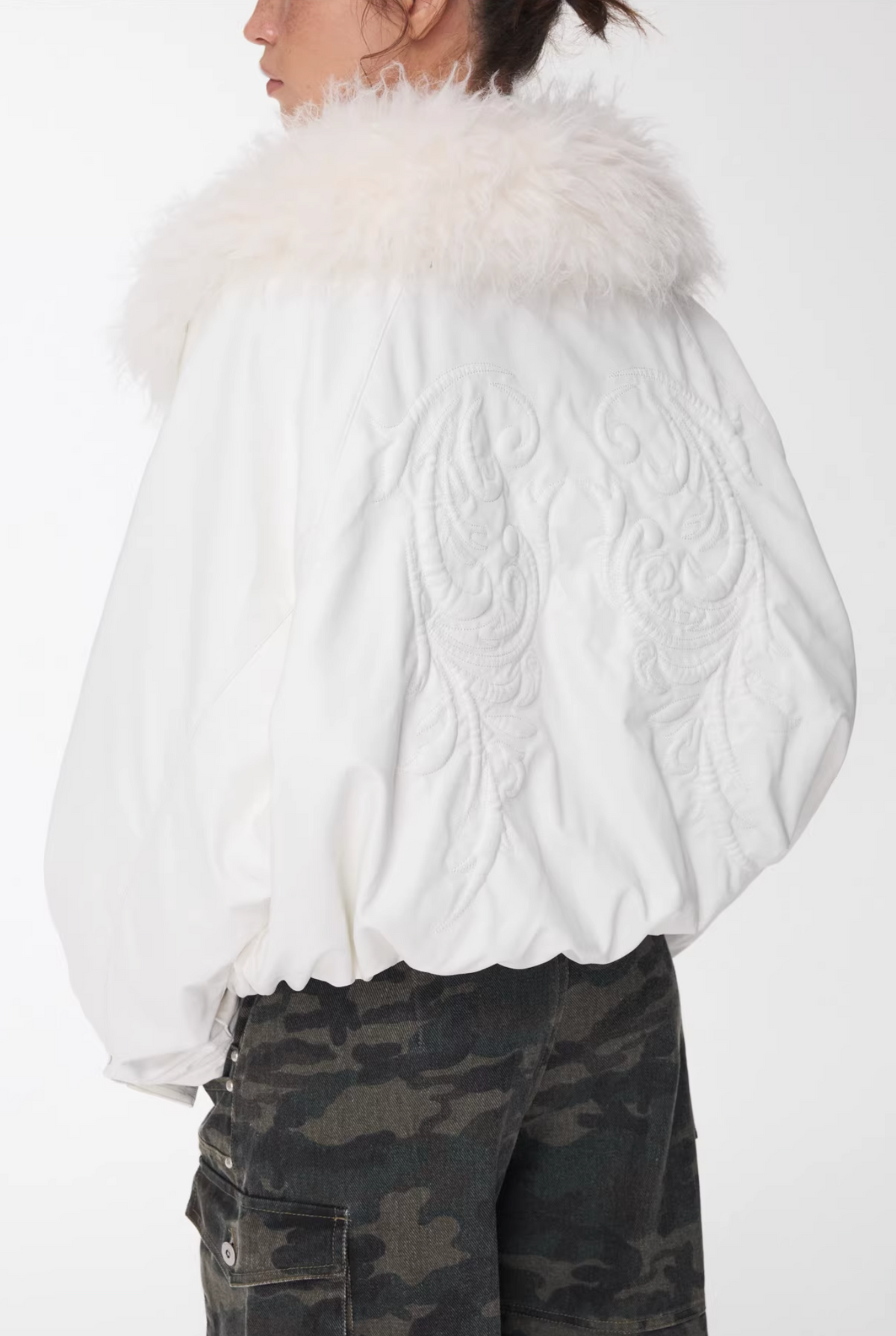 ANGEL WING FUR-COLLAR JACKET – 2colors
