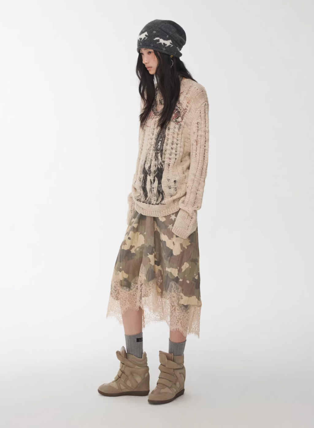 VINTAGE WOLF DESTROYED SWEATER - 3colors