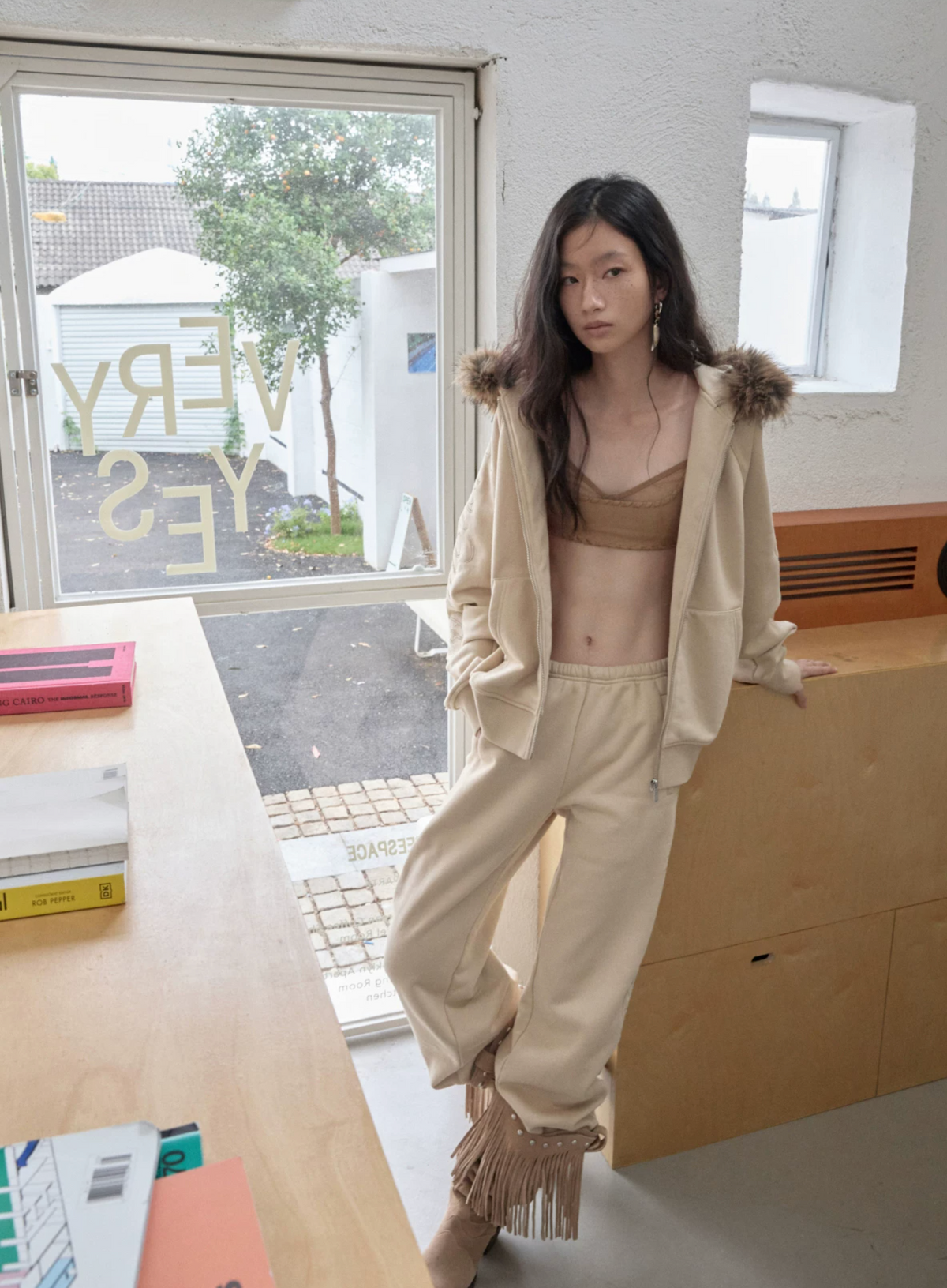 JELENE HOODIE FUR SWEATSHIRT & SWEATPANTS – 2colors (detachable hood)