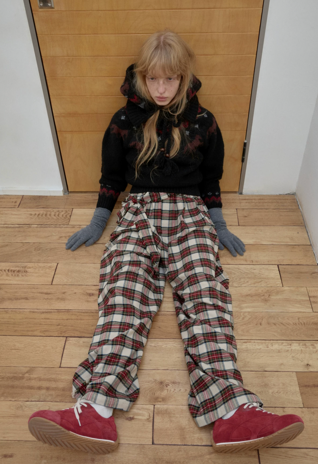 VINTAGE RED PLAID WIDE-LEG PANTS