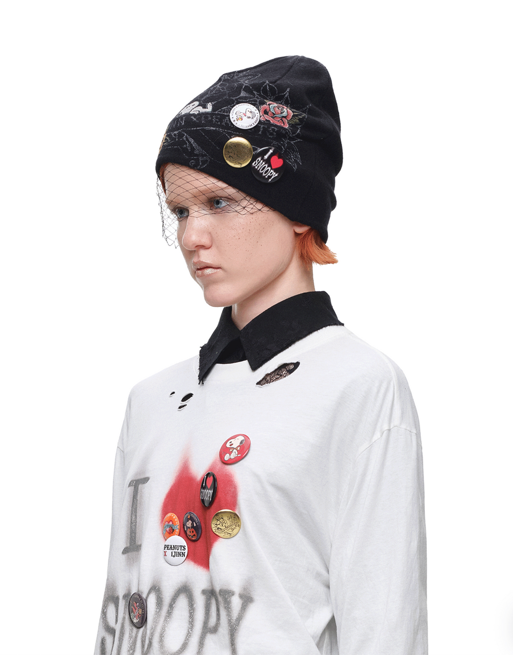 1JINN TATTOO SNOOPY GRAPHIC BEANIE WITH PIN SET – BLACK