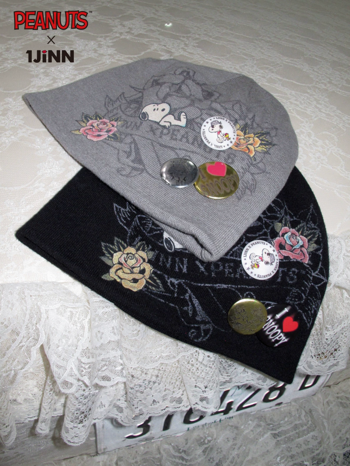 1JINN TATTOO SNOOPY GRAPHIC BEANIE WITH PIN SET – BLACK