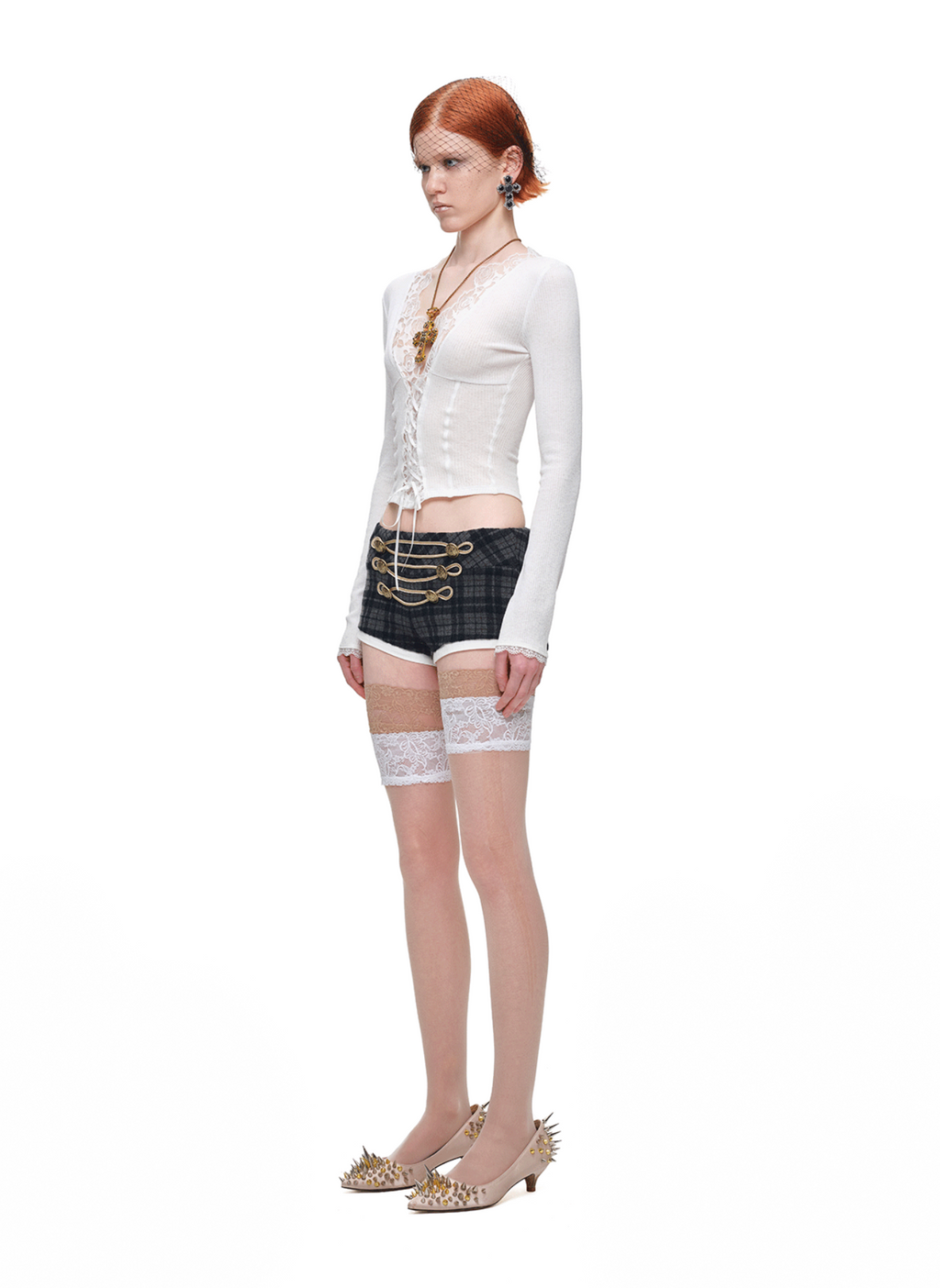 1JINN ROSE LACE TRIM RIB KNIT TOP – WHITE