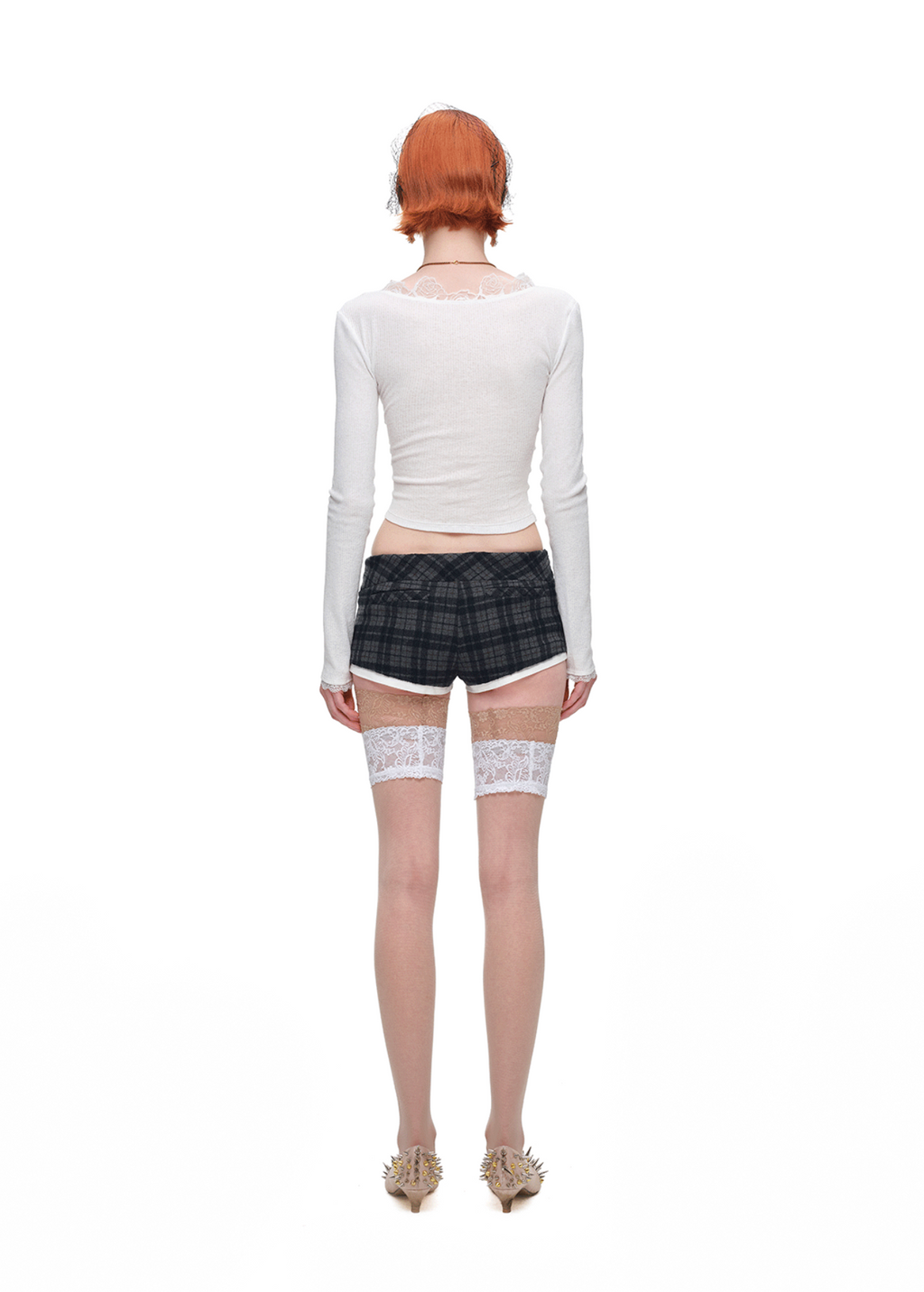 1JINN ROSE LACE TRIM RIB KNIT TOP – WHITE