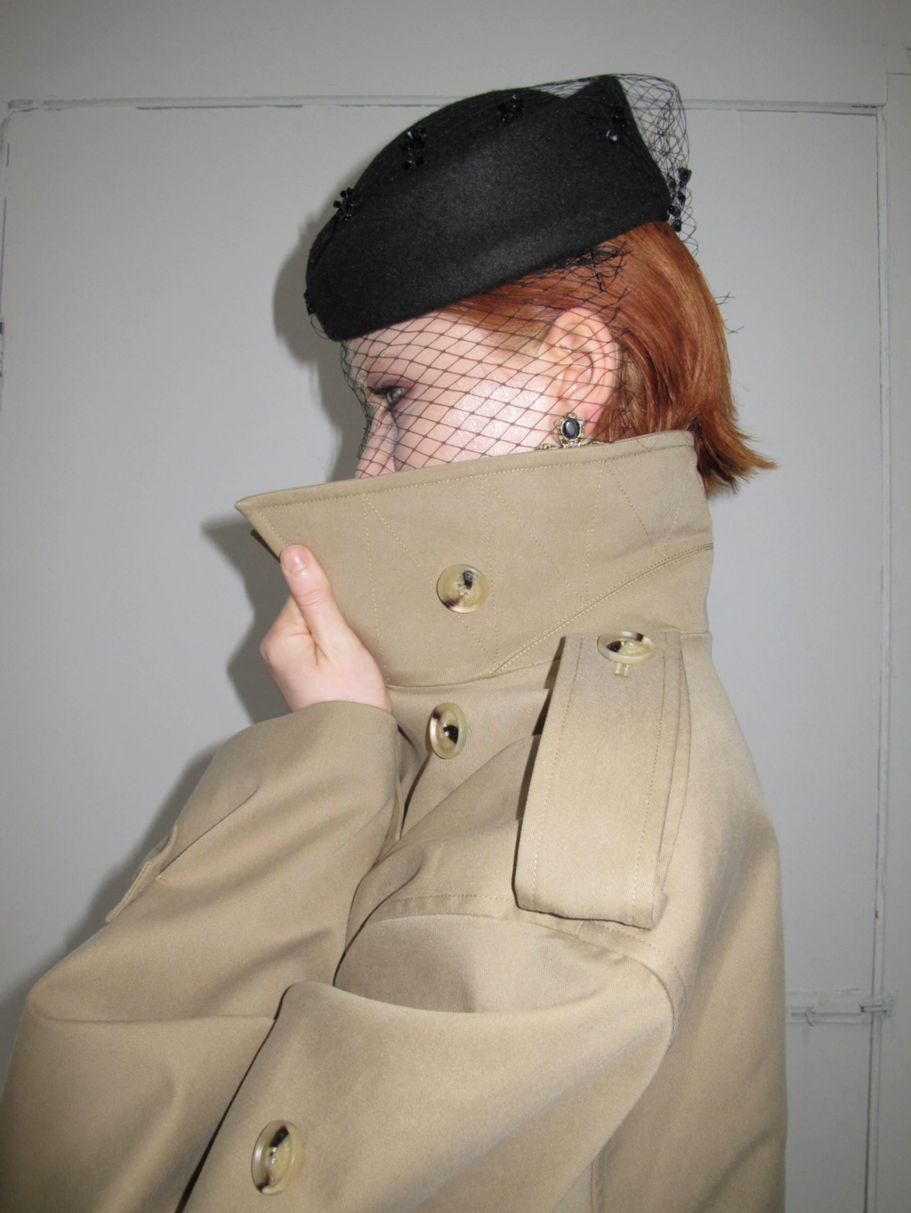 GOTHIC BELTED TRENCH JACKET – BEIGE