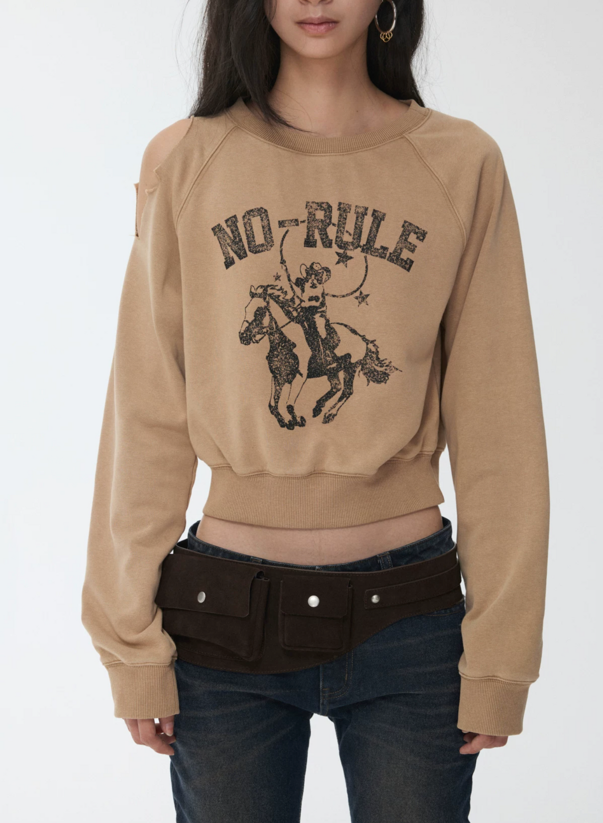 CANDI GRAPHIC SWEATSHIRT - 3colors