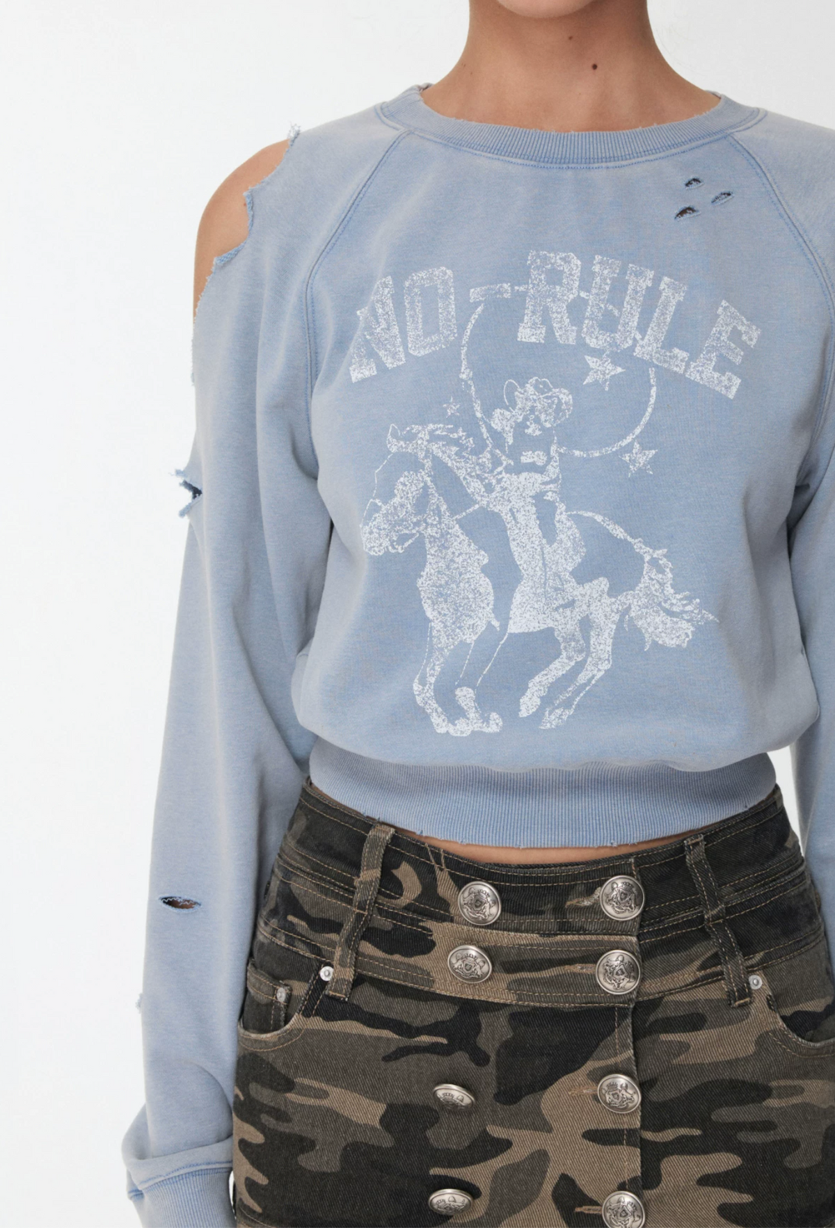 CANDI GRAPHIC SWEATSHIRT - 3colors