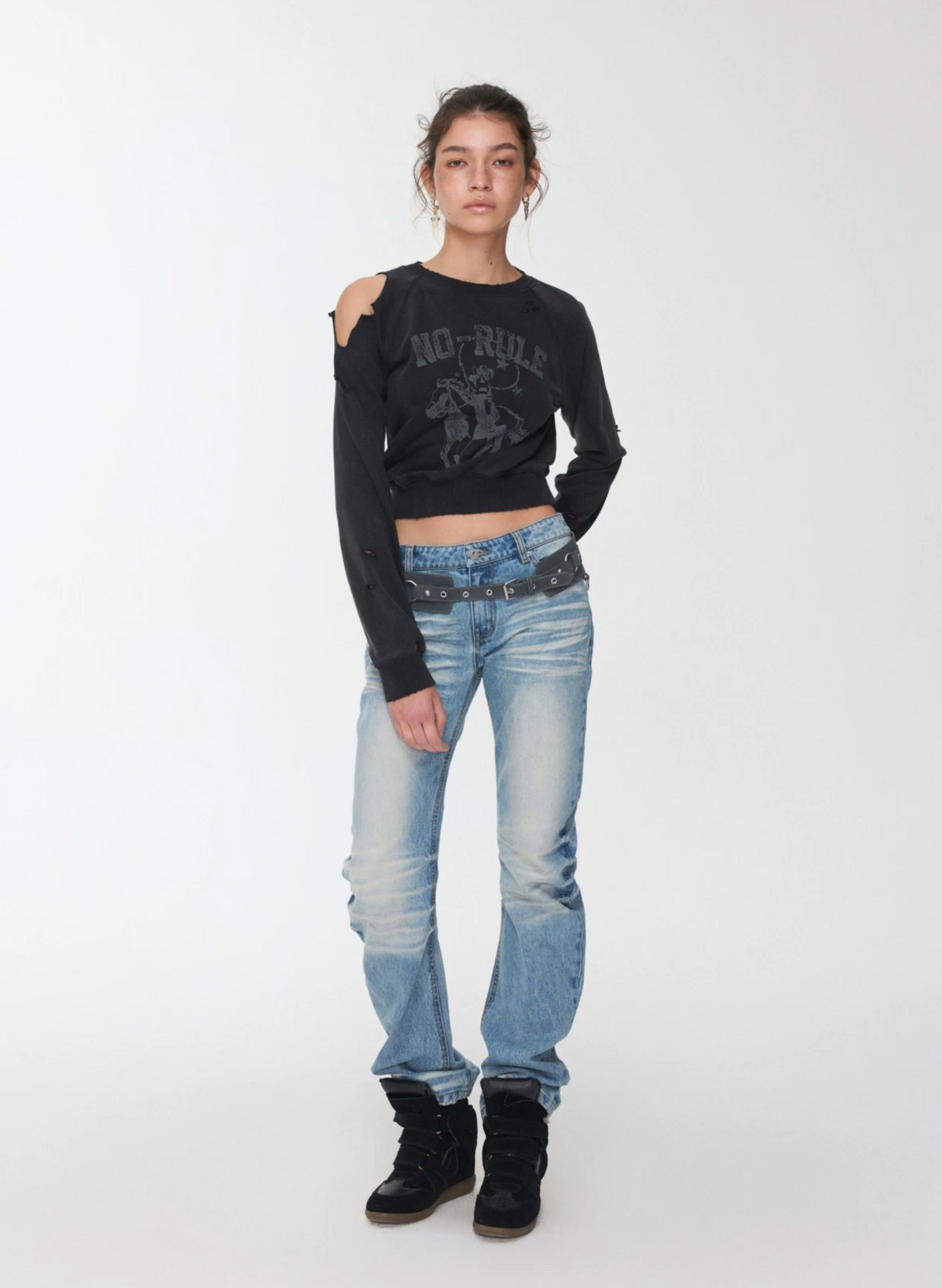 CANDI GRAPHIC SWEATSHIRT - 3colors