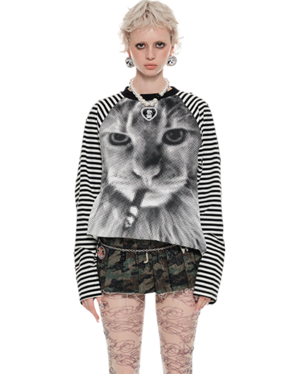 SMOKING CAT PRINT T-SHIRT