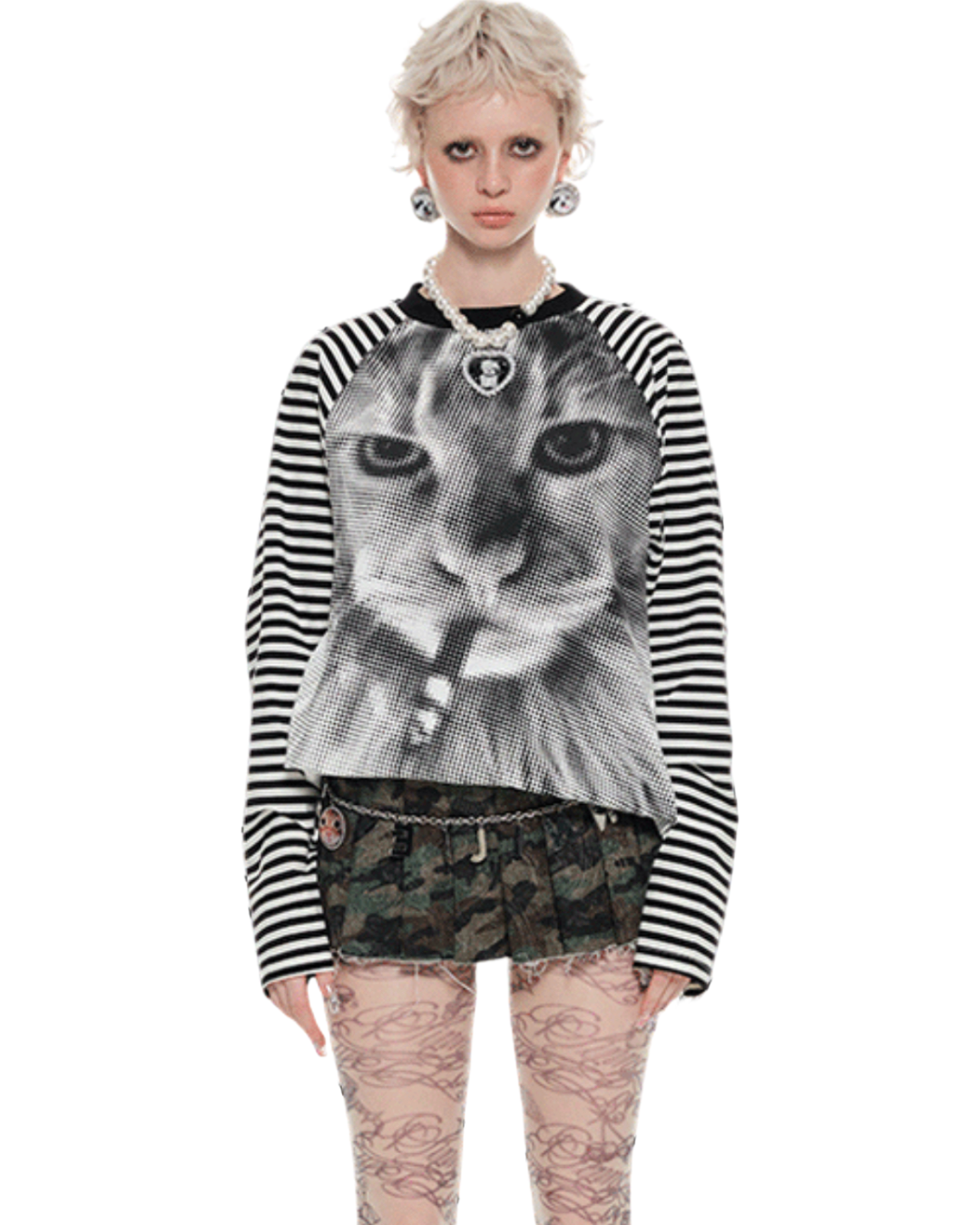 SMOKING CAT PRINT T-SHIRT